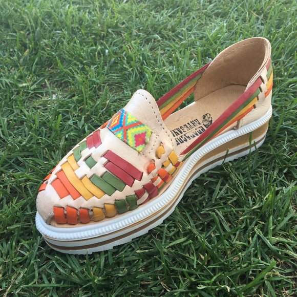 Ladies Closed Toe Authentic Mexican Leather Sandal - Picture 6 of 6